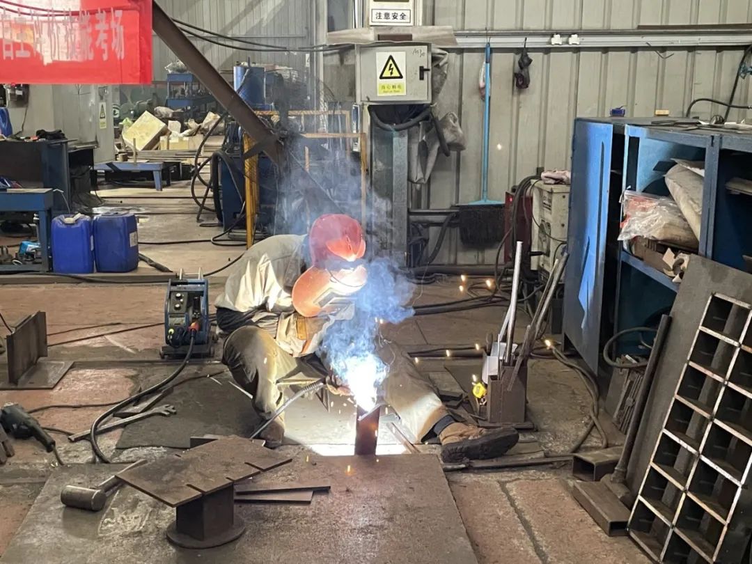 技能強(qiáng)企促發(fā)展 人才賦能抓提升丨東岳機(jī)械第一批焊工職業(yè)技能等級(jí)認(rèn)定工作圓滿(mǎn)完成 技能強(qiáng)企促發(fā)展 人才賦能抓提升丨東岳機(jī)械第一批焊工職業(yè)技能等級(jí)認(rèn)定工作圓滿(mǎn)完成